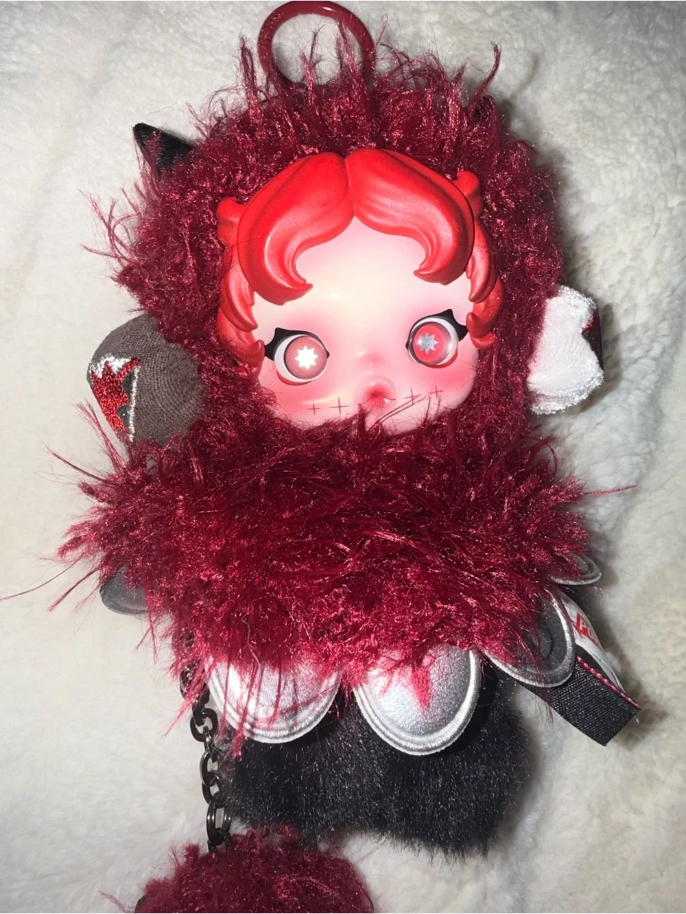 Skullpanda chomp; New red doll pop mart